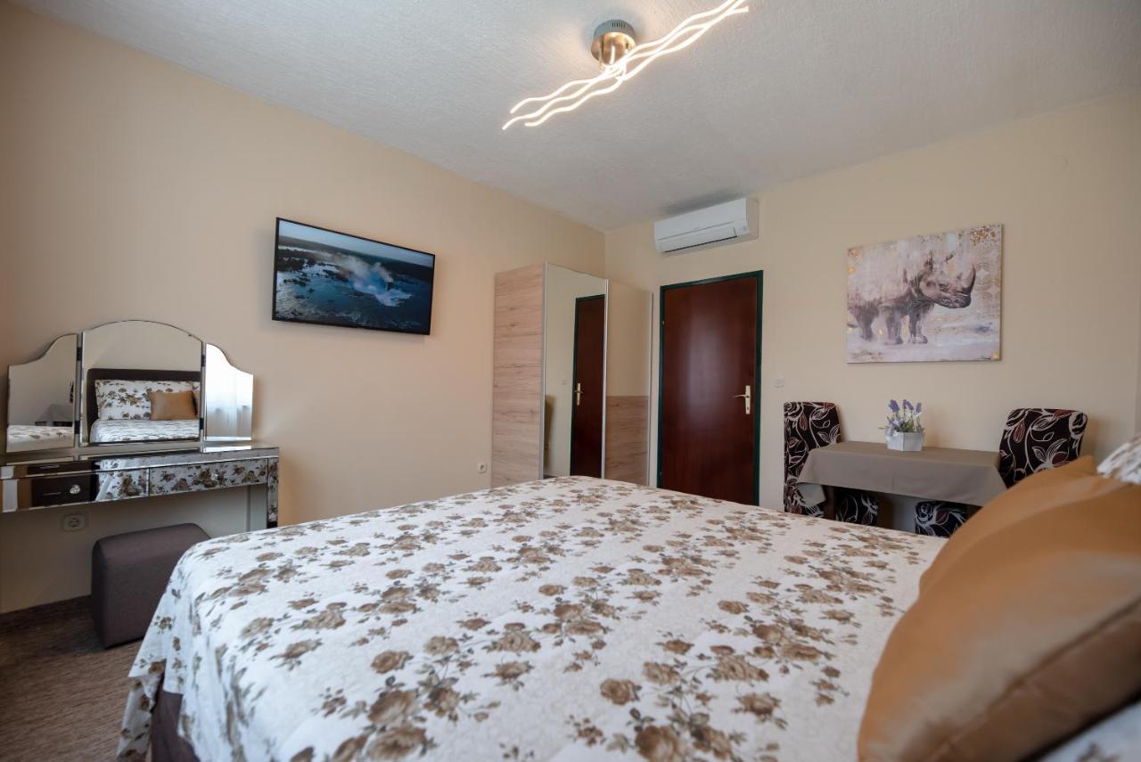 Apartmani Tome Zadar Bagian luar foto