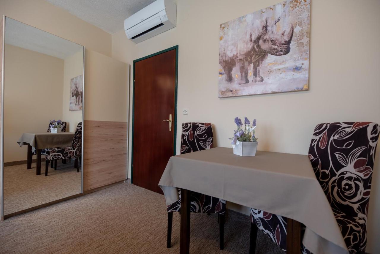 Apartmani Tome Zadar Bagian luar foto