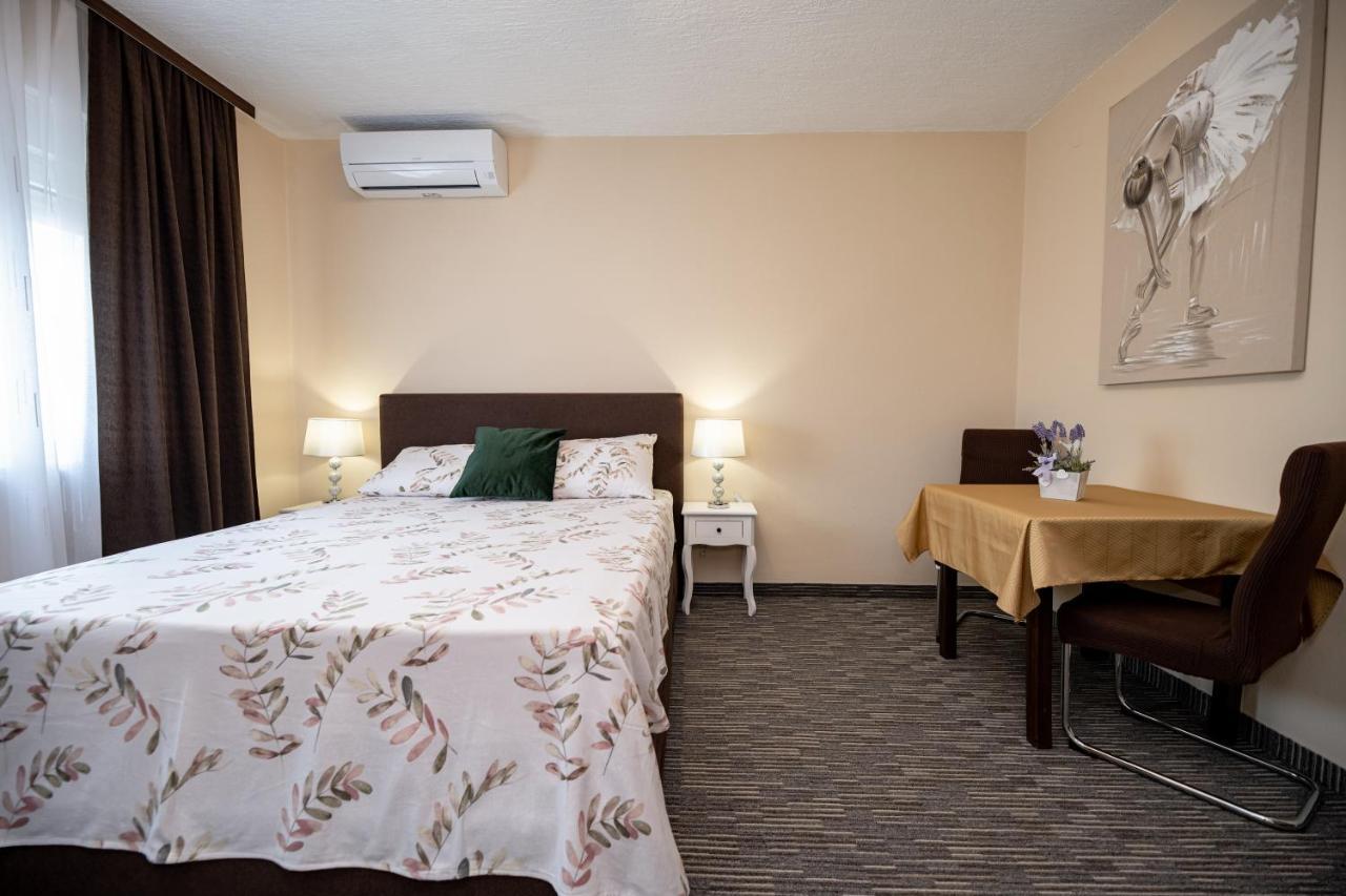 Apartmani Tome Zadar Bagian luar foto